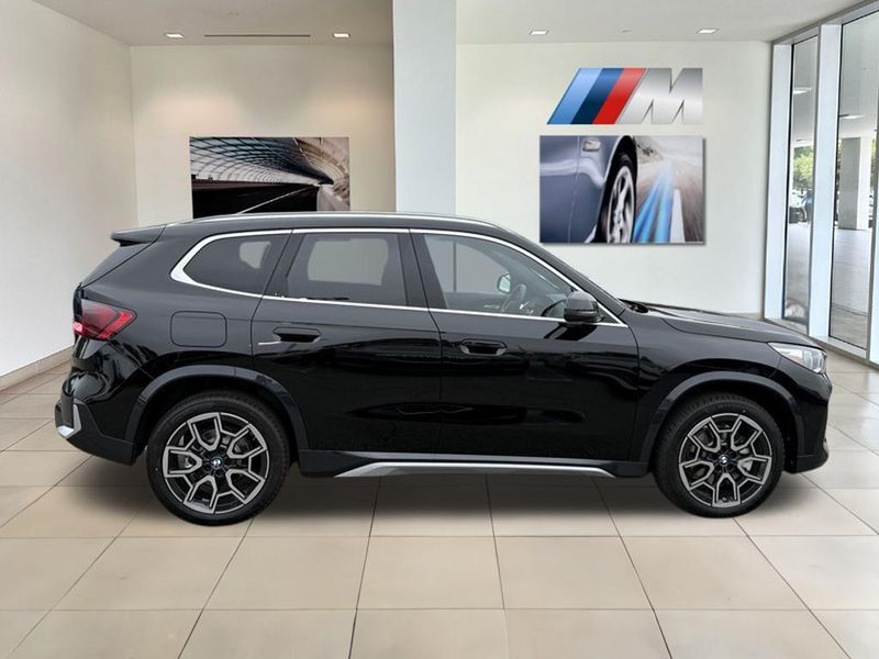 2025 BMW X1 xDrive28iImage 5