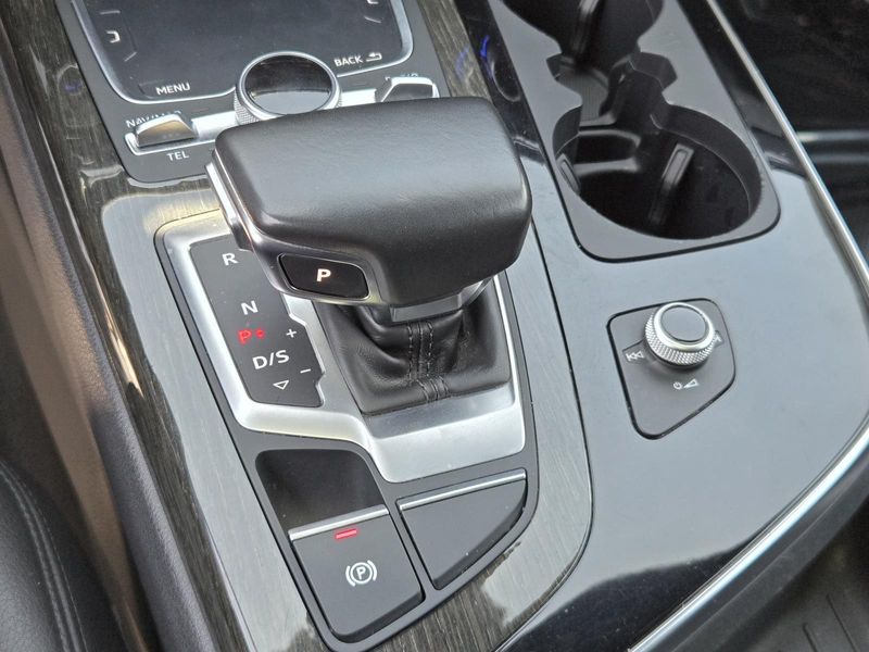 Used 2018 Audi Q7 3.0 TFSI Prestige