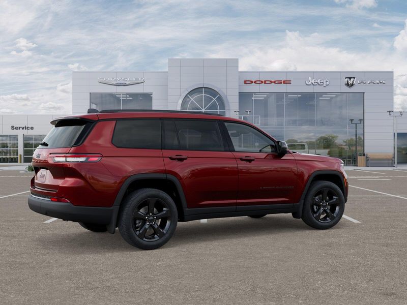 New 2025 Jeep Grand Cherokee L Altitude X 4x4Image 31