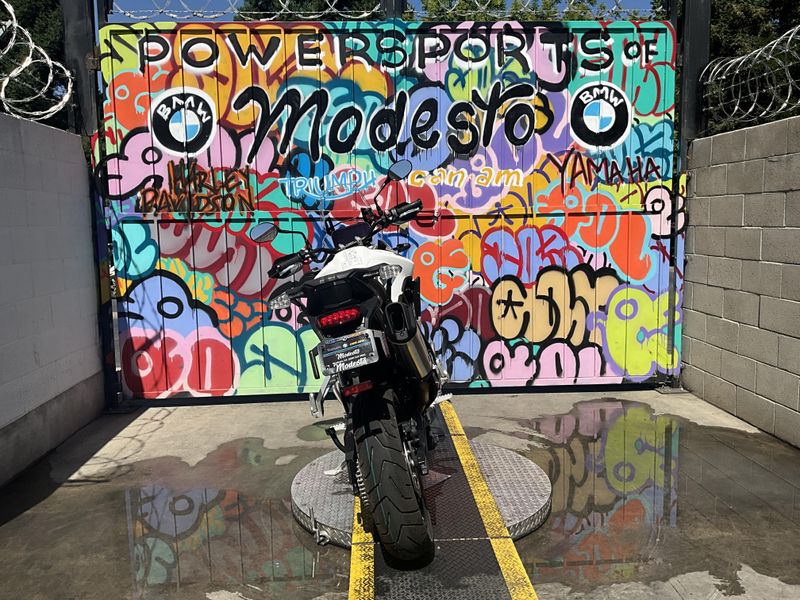 2023 Triumph TIGER 900 RALLY PRO in a PURE WHITE exterior color. BMW Motorcycles of Modesto 209-524-2955 bmwmotorcyclesofmodesto.com 