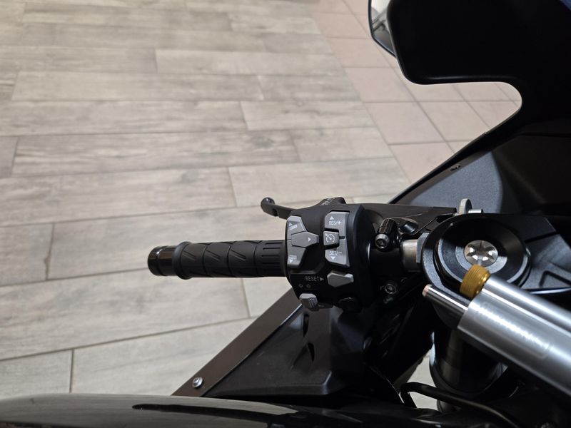 NEW 2026 KAWASAKI NINJA ZX10R ABS Image 17