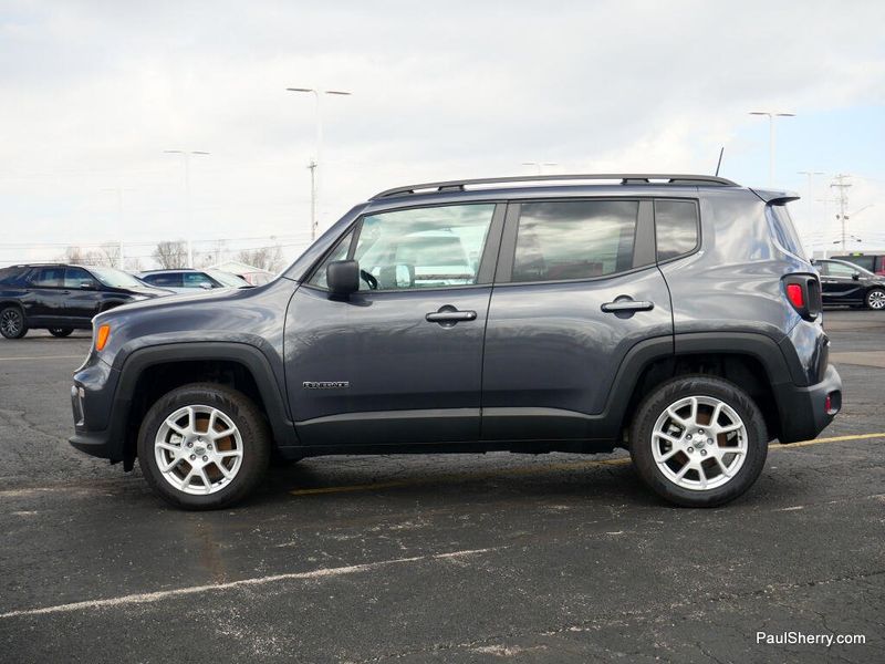 Used 2023 Jeep Renegade Latitude