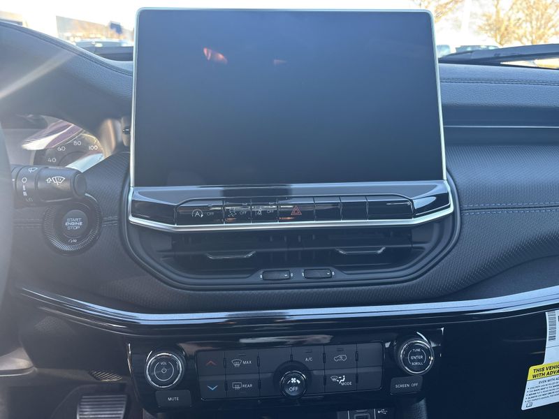 New 2026 Jeep Compass Latitude Altitude 4x4Image 30