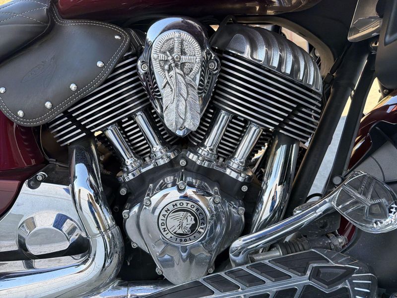 Used 2017 Indian Motorcycle Roadmaster Image 21