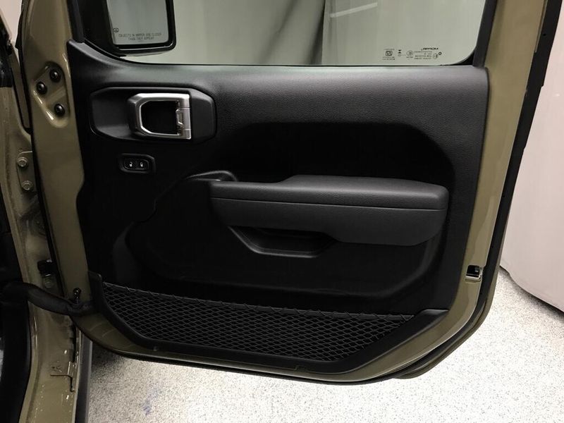 New 2026 Jeep Gladiator Willys 