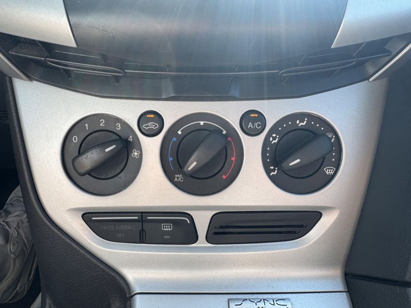 Used 2013 Ford Focus SEImage 21