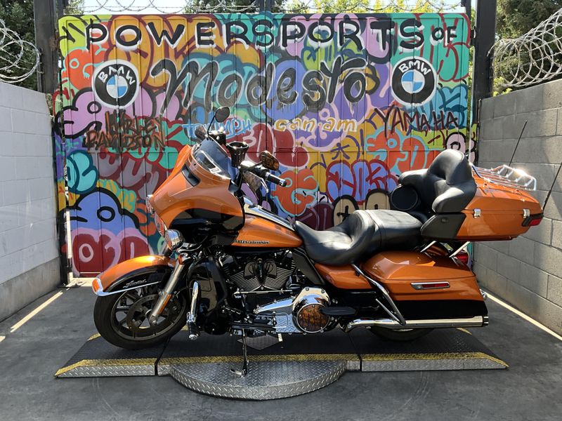 Used 2014 HARLEY Electra Glide Ultra Limited Image 8