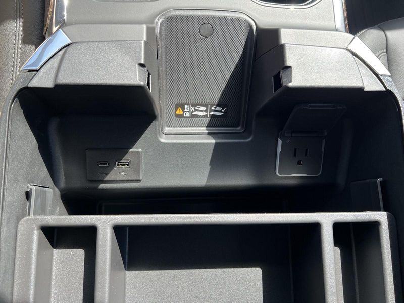 2026 Gmc Sierra 1500 Elevation photo 33