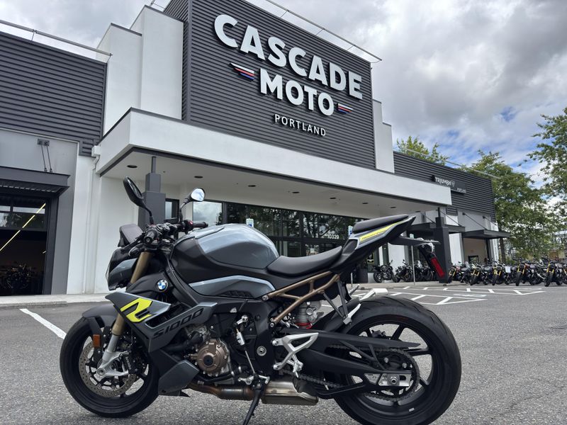 2023 BMW S 1000 R 
