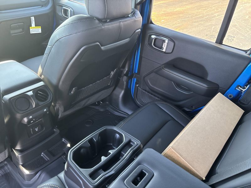 New 2026 Jeep Wrangler 4-door SaharaImage 20