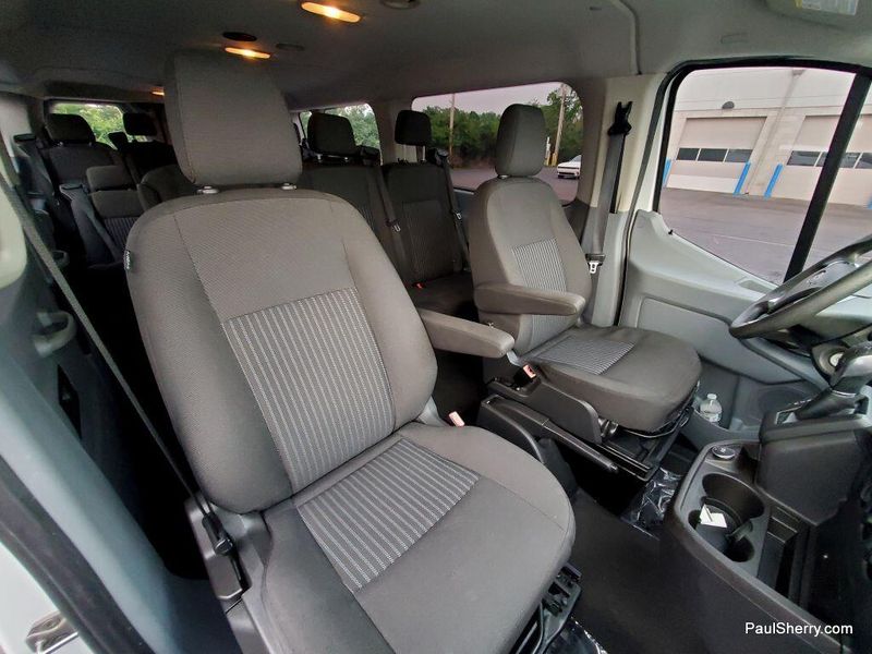 2017 Ford Transit-350 XLTImage 10