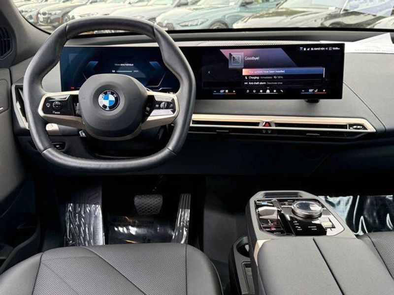 Used 2026 BMW iX xDrive45Image 31
