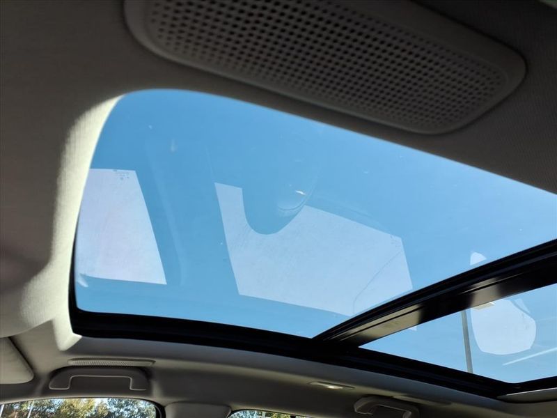 Used 2025 Acura MDX Technology PackageImage 5