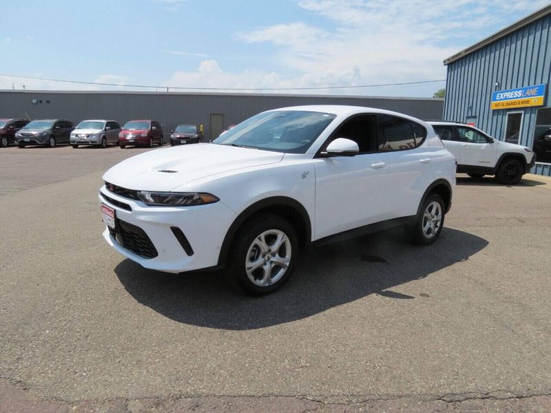 2023 Dodge Hornet Gt Awd in a Q Ball exterior color and Blackinterior. Militello Motors ​507-200-4344 militellomotors.net 