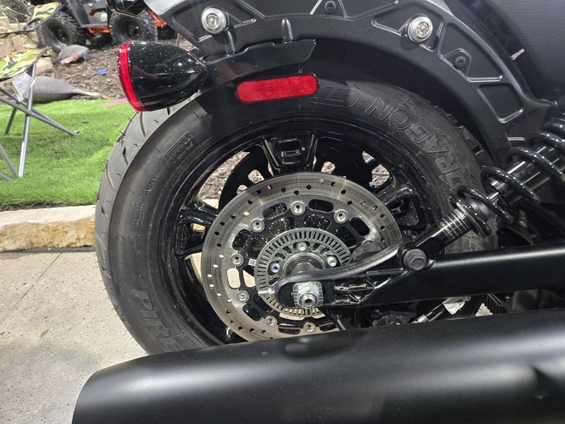 NEW 2025 INDIAN MOTORCYCLE SCOUT BOBBER SIXTY Image 20