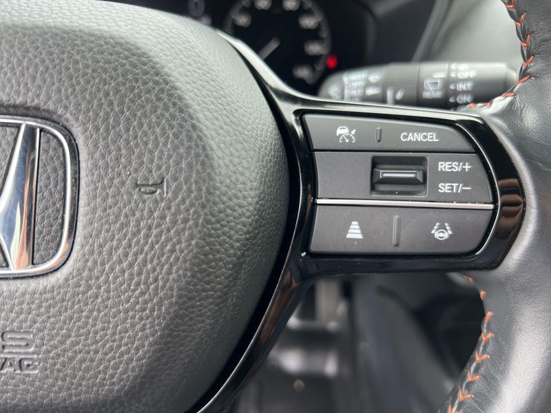 Used 2023 Honda HR-V SportImage 12