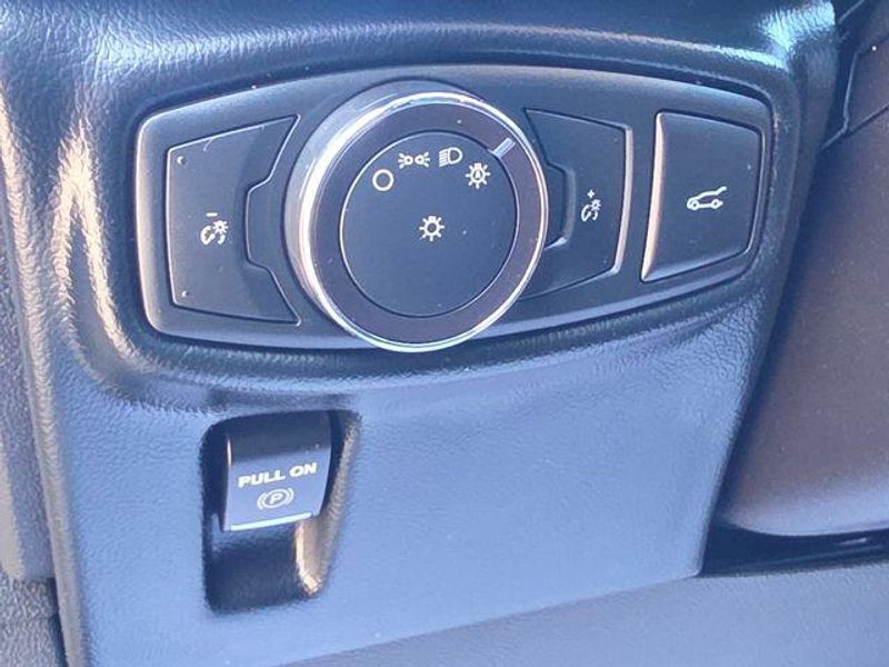 Used 2017 Lincoln MKX SelectImage 20