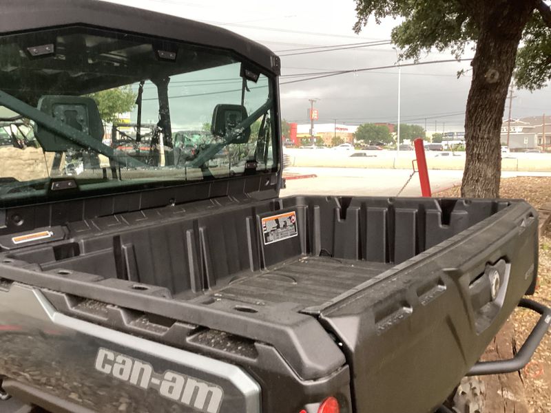 2024 Can-Am DEFENDER MAX XT HD9 STONE GRAYImage 16