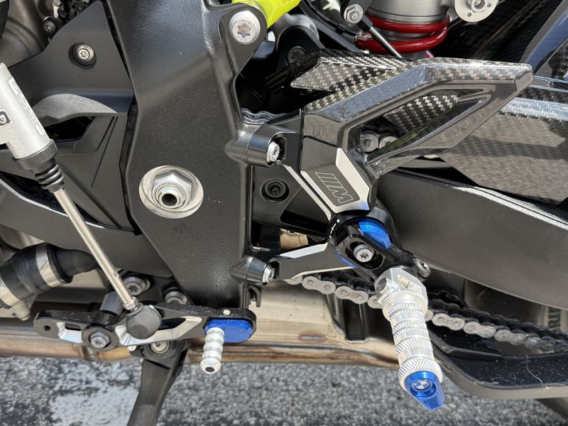 2026 BMW S 1000 R
