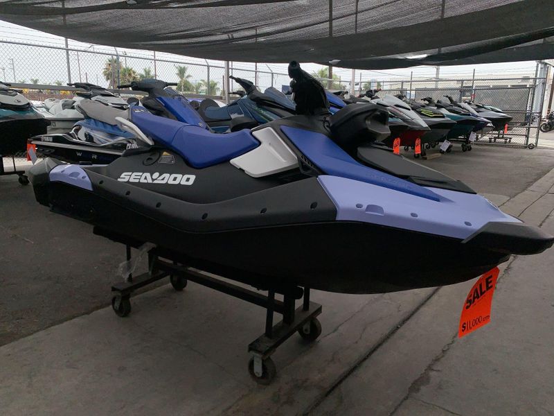 New 2025 Sea-Doo SPARK FOR 3 90 CONVENIENCE PACKAGE (SOUND SYSTEM) Image 10