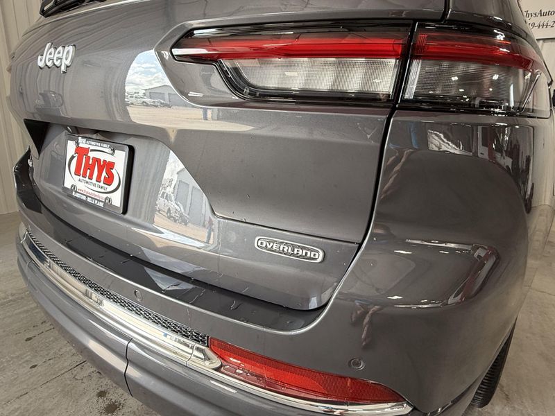 Used 2024 Jeep Grand Cherokee L OverlandImage 6