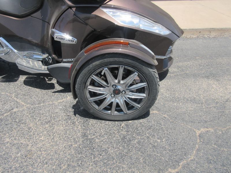 USED 2013 CAN-AM SPYDER RT LIMITED Image 19