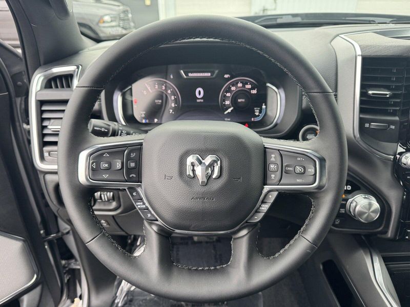 2025 RAM 1500 LaramieImage 18