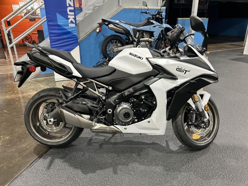New 2026 Suzuki GSX-S1000GT+ Image 3