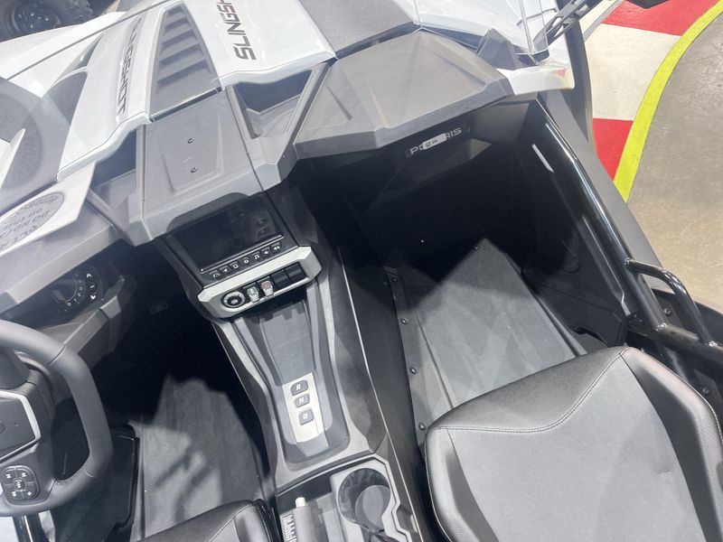 New 2026 Polaris SLINGSHOT SL AUTODRIVE Image 11