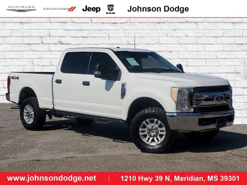 2017 Ford F-250 XLT Johnson Dodge 601-693-6343 pixelmotiondemo.com 