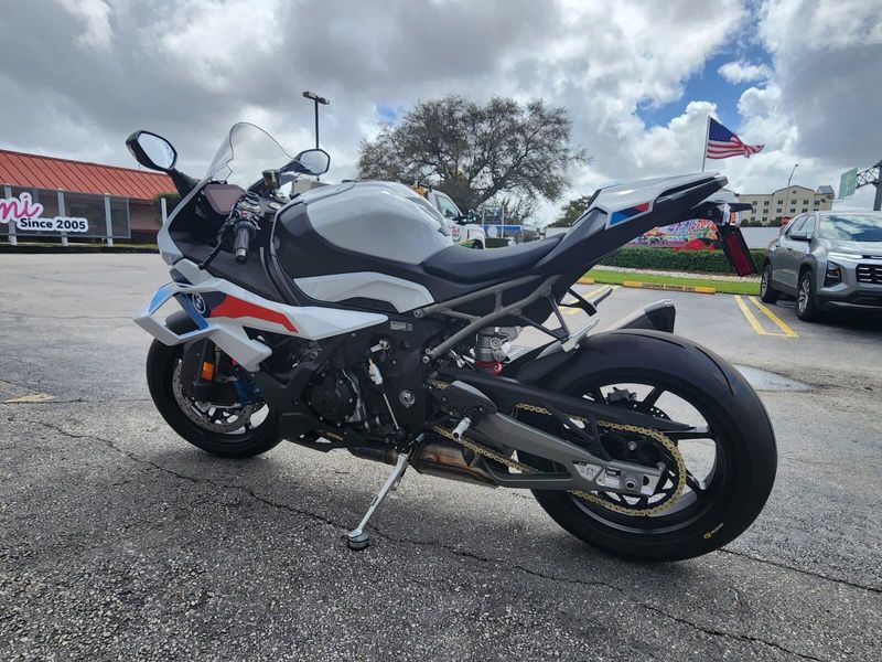 2026 BMW S 1000 RRImage 6