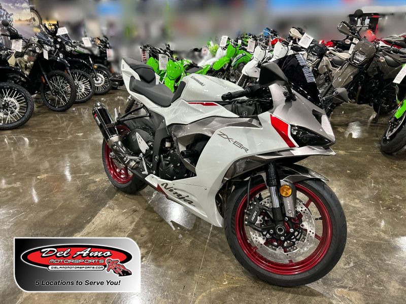 New 2025 Kawasaki NINJA ZX-6R ABS 