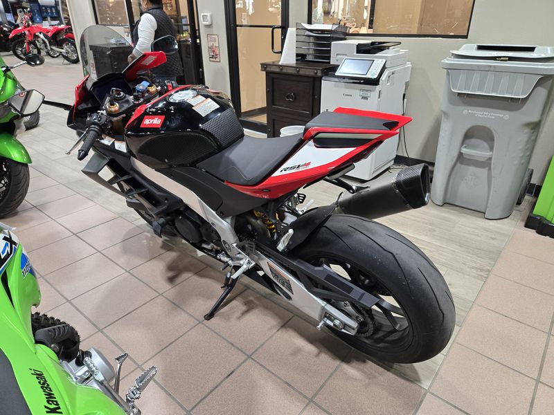 USED 2024 APRILIA RSV4 1100 Image 6