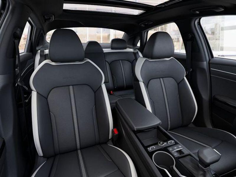 New 2026 Kia K5 GT-LineImage 16