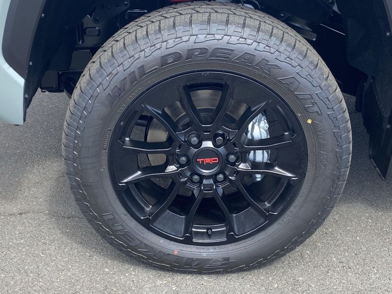 2025 Toyota Tundra LimitedImage 8