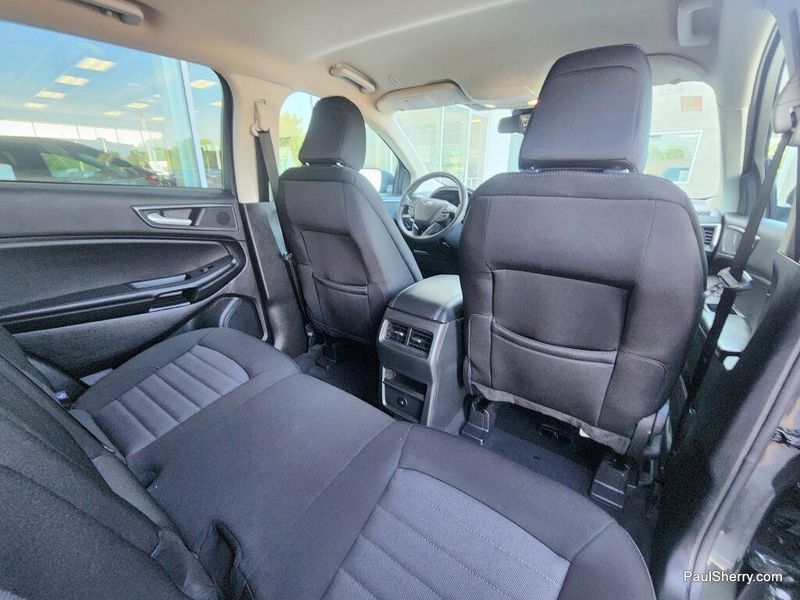 Used 2024 Ford Edge SE