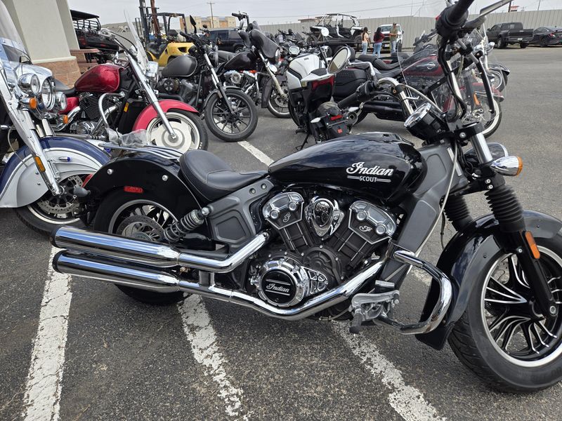 USED 2019 INDIAN MOTORCYCLE SCOUT Image 2