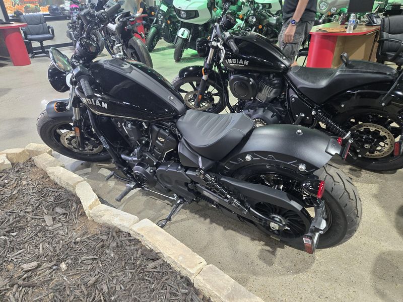 NEW 2025 INDIAN MOTORCYCLE SCOUT BOBBER SIXTY Image 7