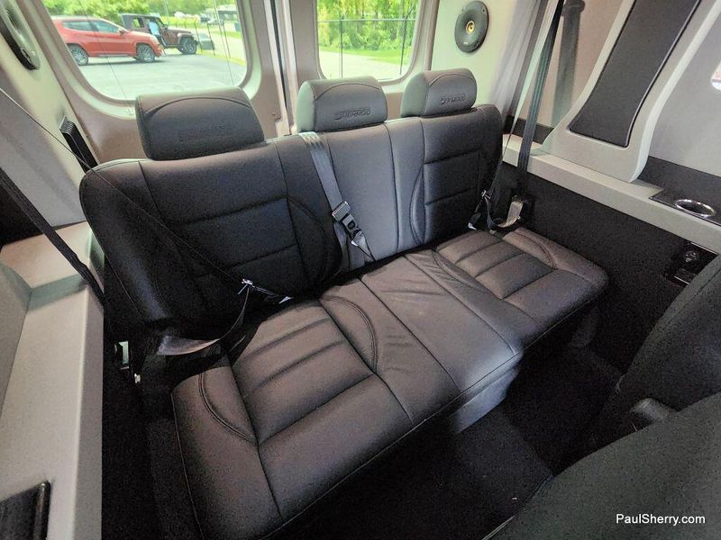 2024 RAM Promaster 2500 Slt+ Window Van High Roof 159