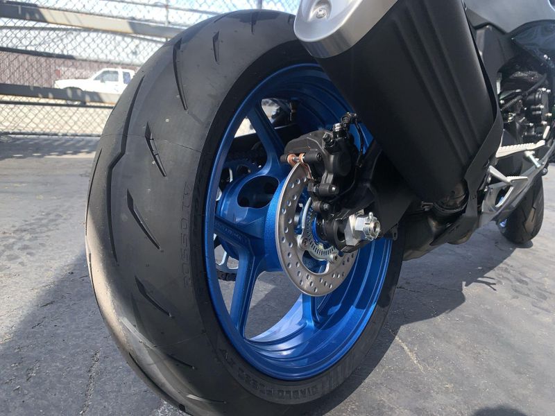 New 2026 Kawasaki NINJA ZX-6R Image 23