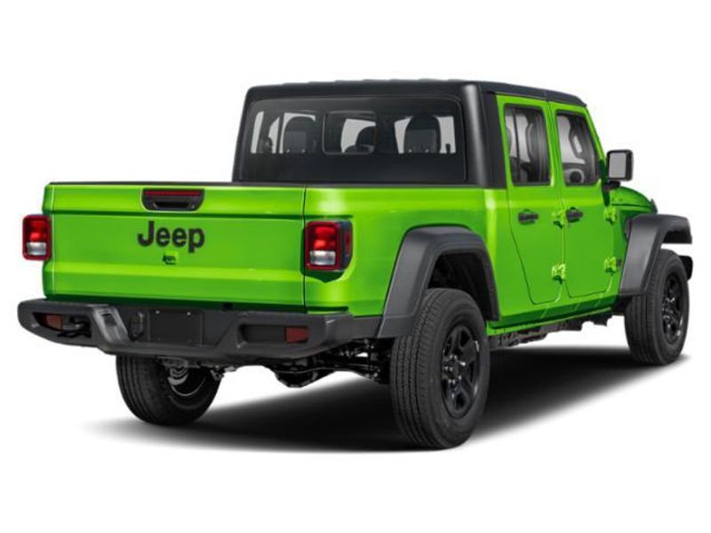 2025 Jeep Gladiator Sport S photo 3