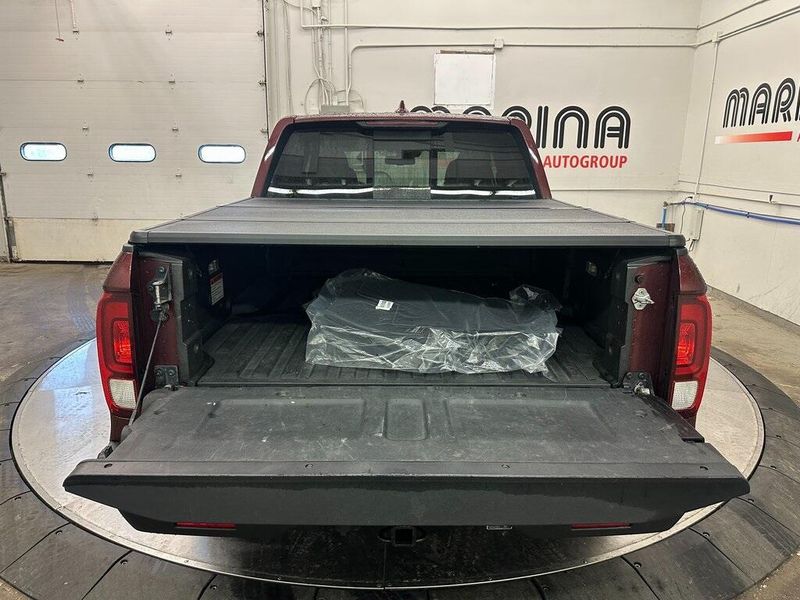 2018 Honda Ridgeline RTL-EImage 17