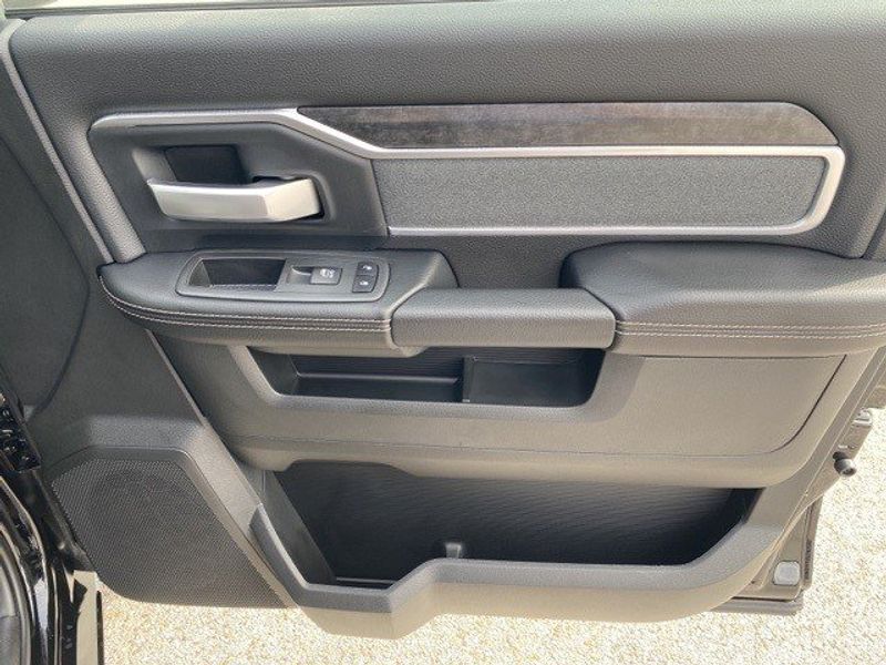 2022 RAM 2500 Big Horn Crew Cab 4x4 6