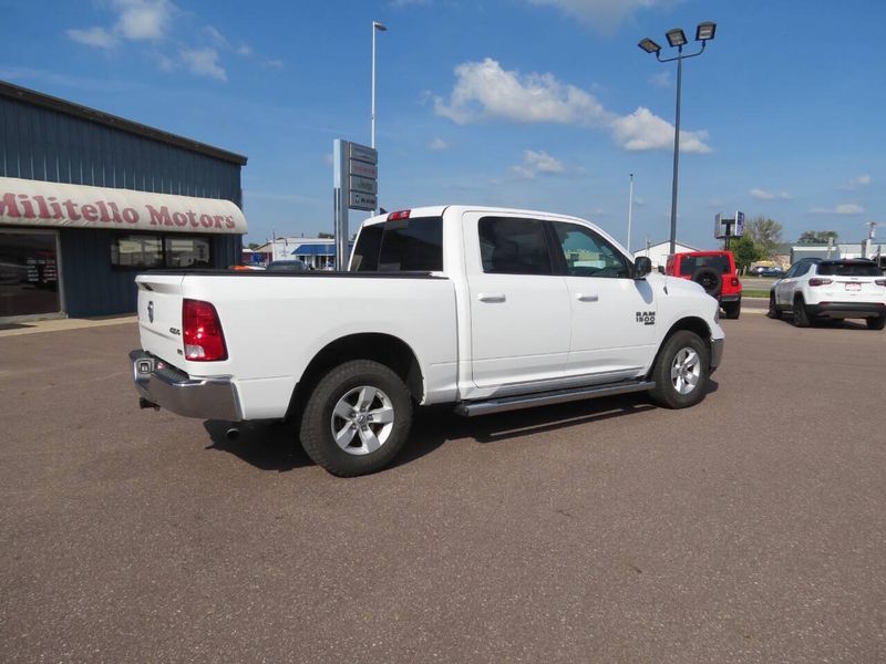 Used 2019 RAM 1500 Classic SLT 4x4 4dr Crew Cab 5.5 ft. SB PickupImage 5