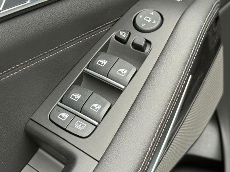 New 2026 BMW X7 xDrive40iImage 16