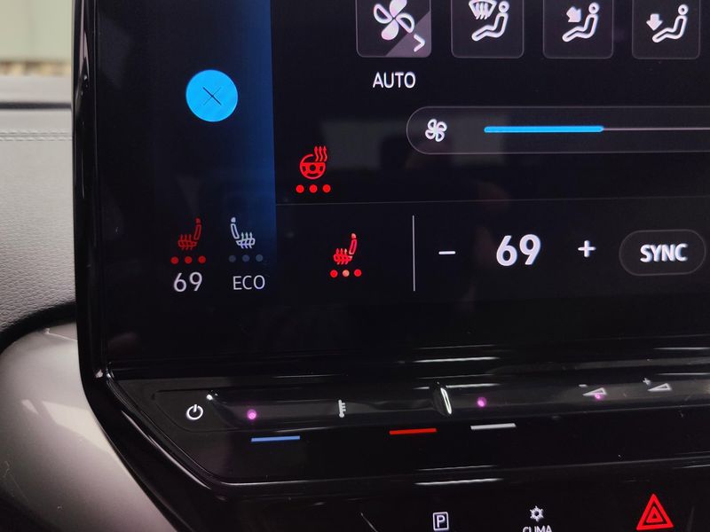 2024 Volkswagen ID.4 S w/Glass RoofImage 25