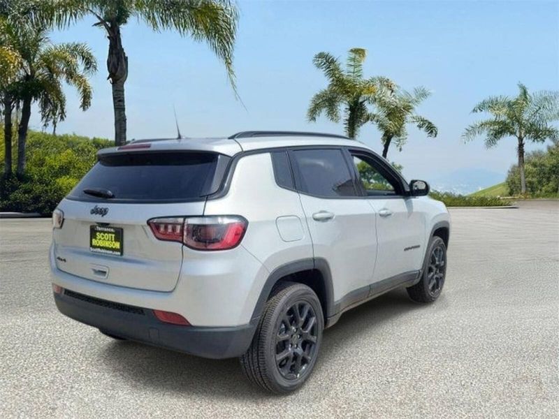 New 2026 Jeep Compass Latitude Altitude 4x4