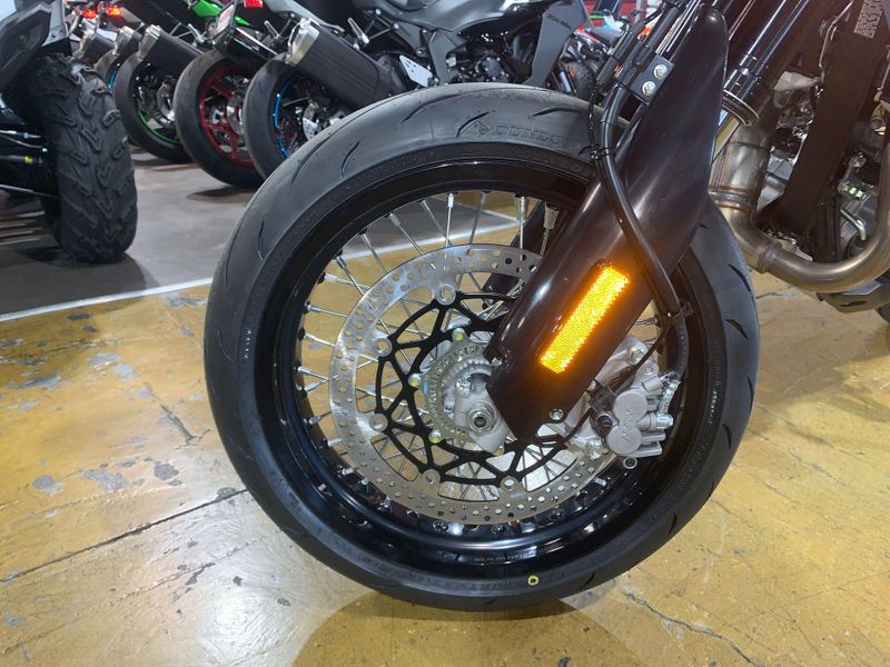 New 2025 Suzuki DR-Z4SM Image 10