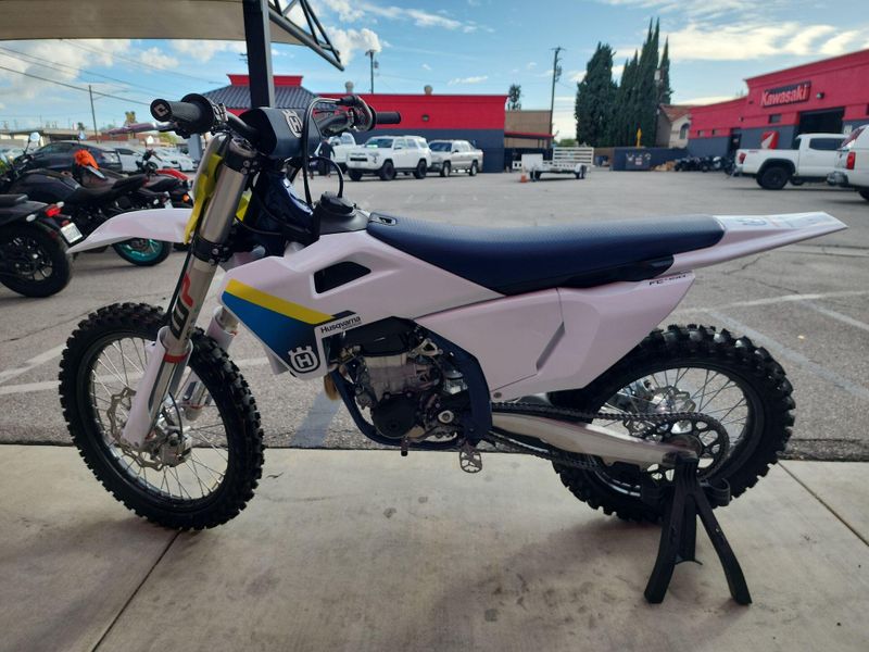 Used 2025 Husqvarna FC 450 Image 14