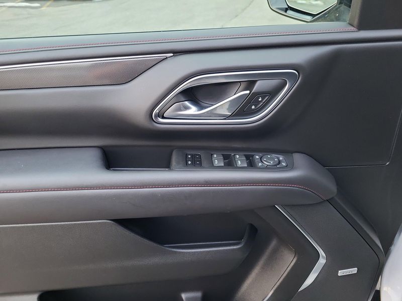 Used 2022 Chevrolet Tahoe RSTImage 3